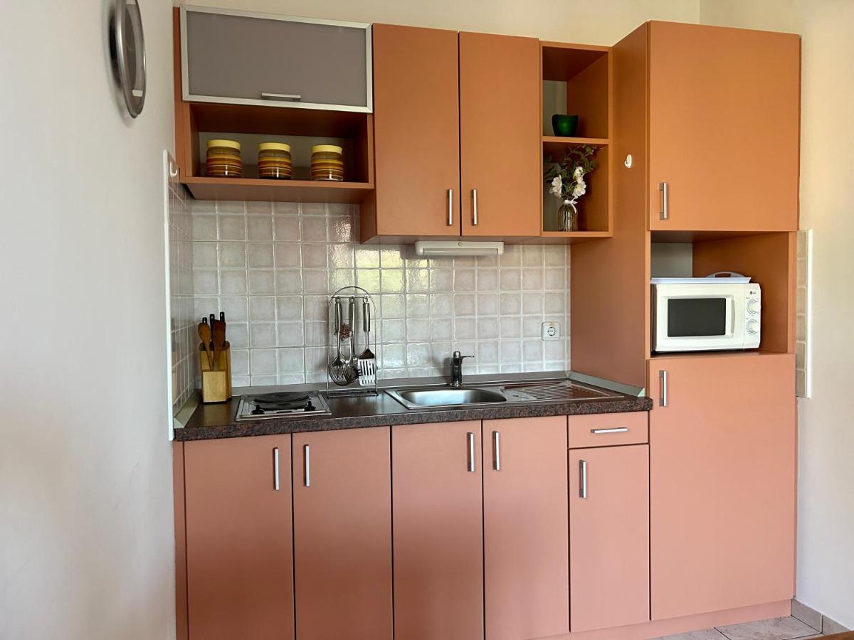 Apartments Stokic Rab Town Exterior foto